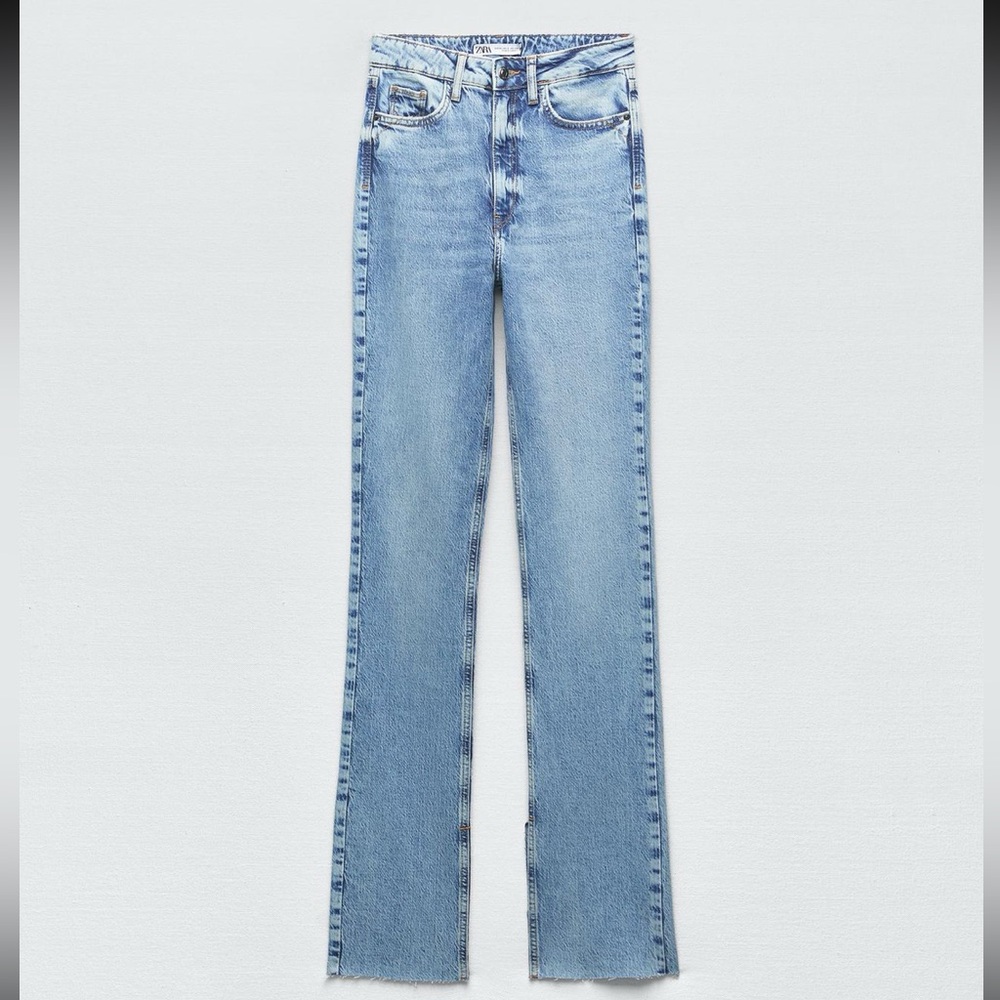 Zara‎ High Rise Slim Flare Jeans with Slit Size US 0 (25)